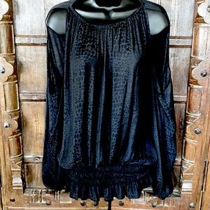 Alfani NWT Cold Shoulder Black XL Blouse Beautiful and Flattering
